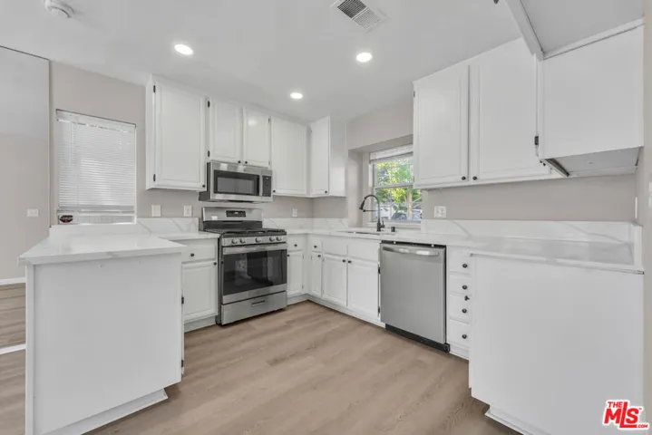 37328 Briarwood Court, Palmdale, California 93550