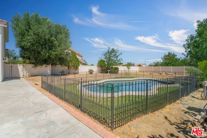 37328 Briarwood Court, Palmdale, California 93550