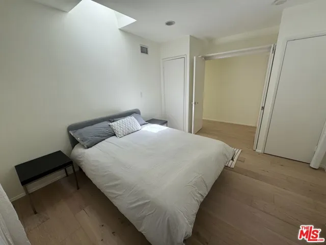 7586 Woodrow Wilson Drive, Los Angeles, California 90046
