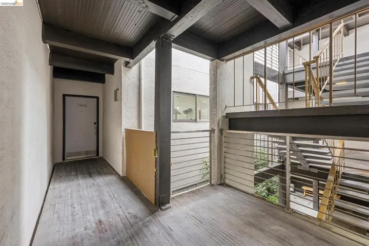 7 Embarcadero West 207, Oakland, California 94607