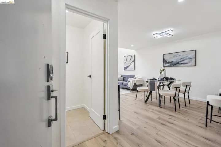 7 Embarcadero West 207, Oakland, California 94607