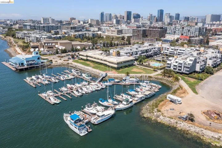 7 Embarcadero West 207, Oakland, California 94607