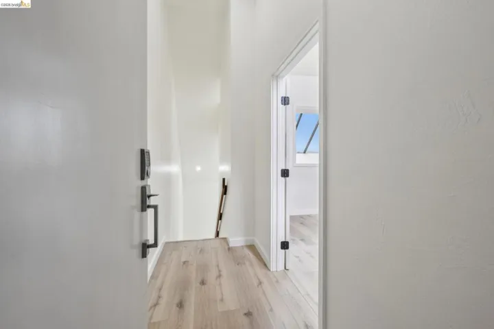 7 Embarcadero West 207, Oakland, California 94607