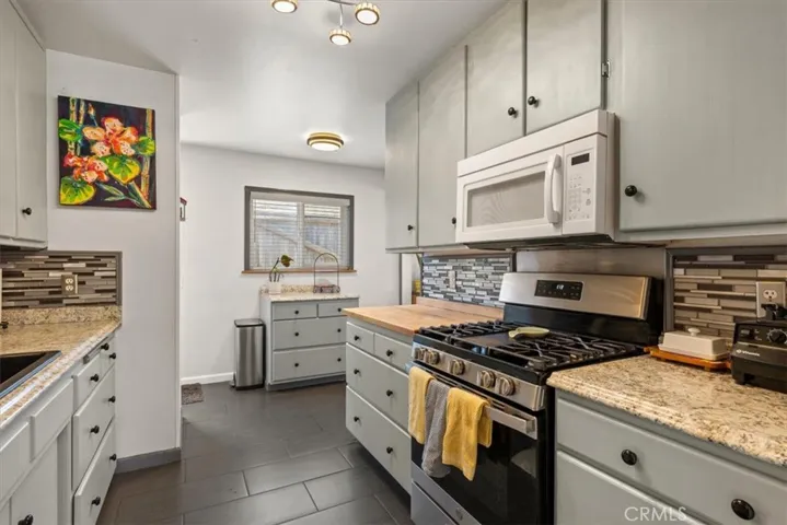 1392 7th, Los Osos, California 93402