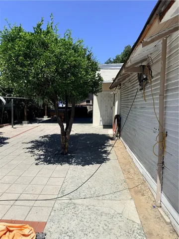 Garage/Rumpus room entrance