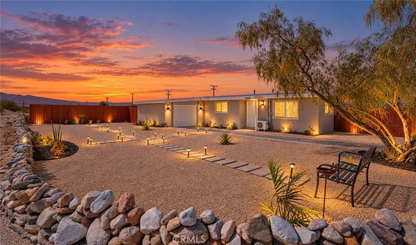 Front yard desert landscaping