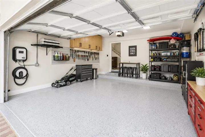 5807 Sylvia Avenue, Tarzana, California 91356