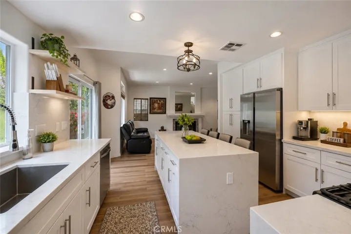 5807 Sylvia Avenue, Tarzana, California 91356