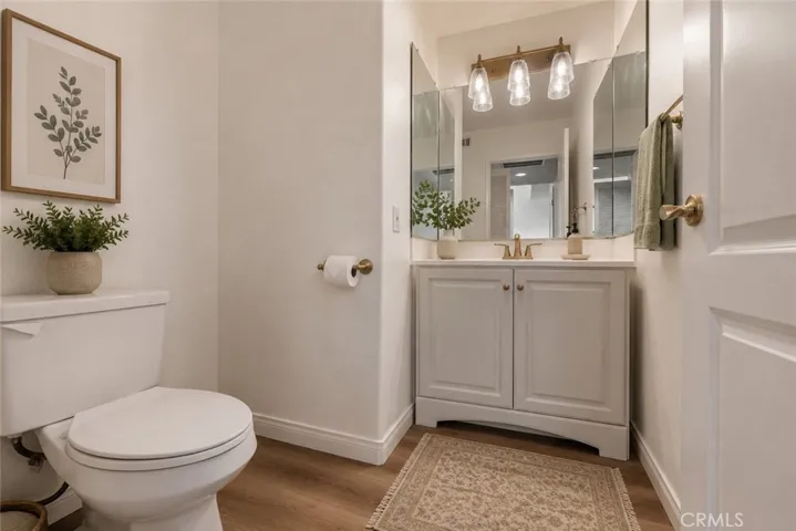 5807 Sylvia Avenue, Tarzana, California 91356