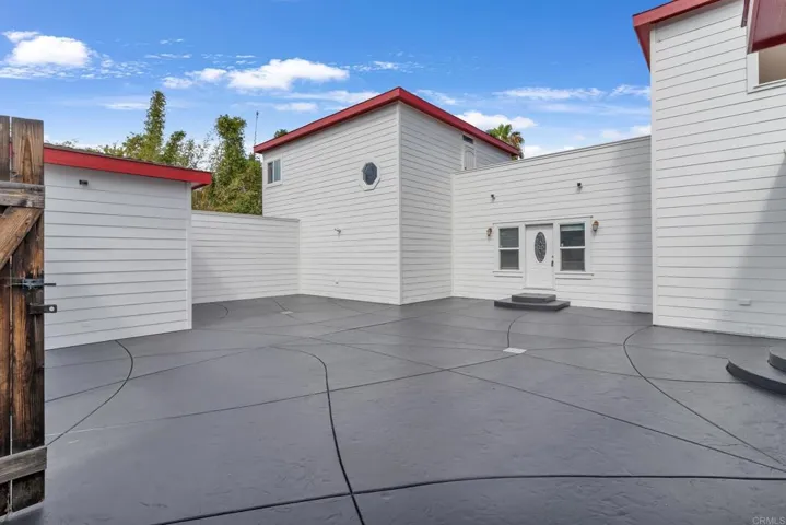 441 Rancho Santa Fe Road, Encinitas, California 92024