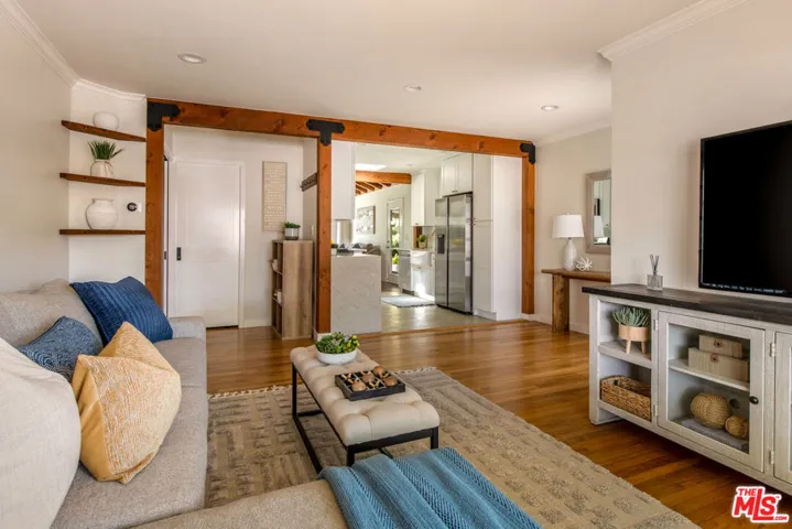 5310 W 82nd Street, Los Angeles, California 90045