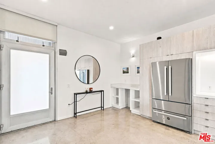 901 Hancock Avenue 201, West Hollywood, California 90069