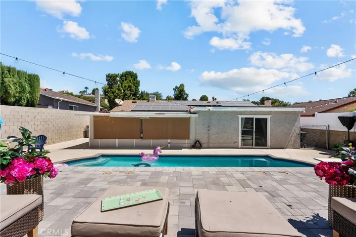 23026 Posada, Valencia, California 91354