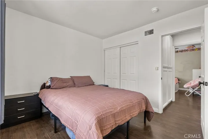 23026 Posada, Valencia, California 91354