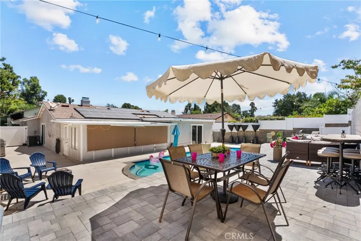23026 Posada, Valencia, California 91354