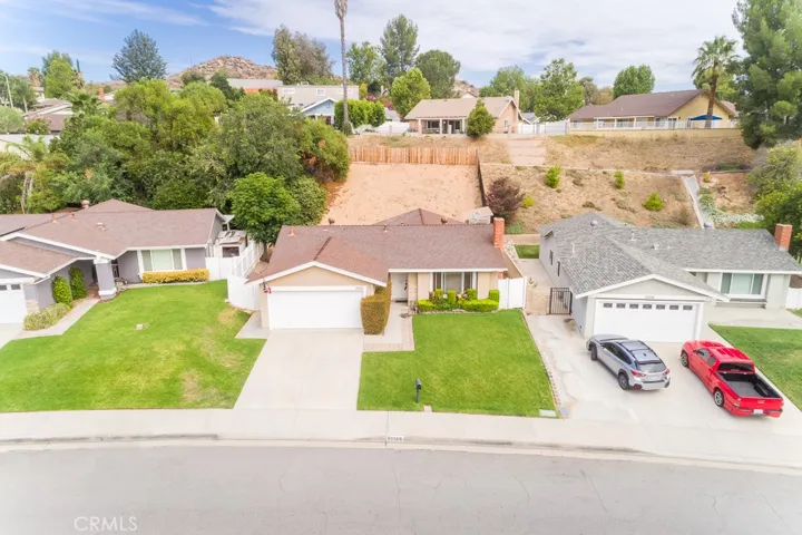 23125 Pamplico Drive, Valencia, California 91354