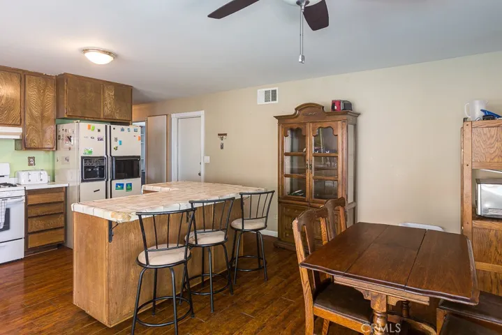 23125 Pamplico Drive, Valencia, California 91354
