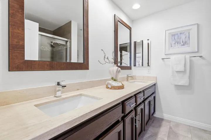 7797 Caminito Monarca 106, Carlsbad, California 92009
