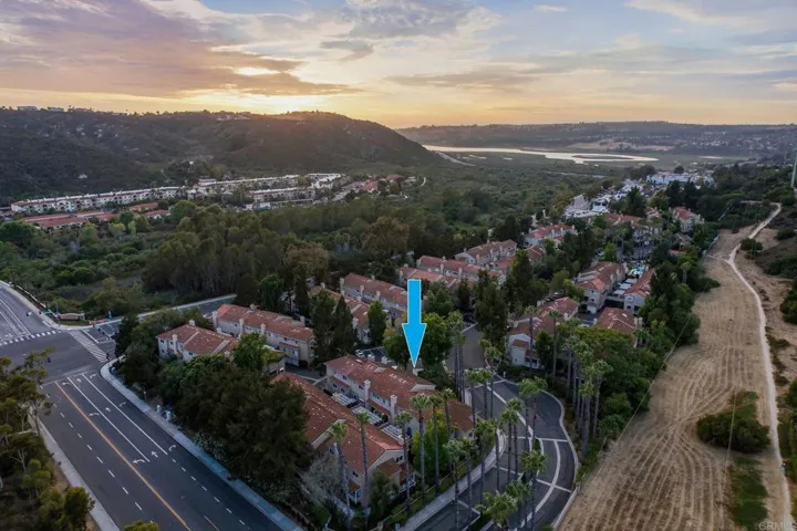 7797 Caminito Monarca 106, Carlsbad, California 92009