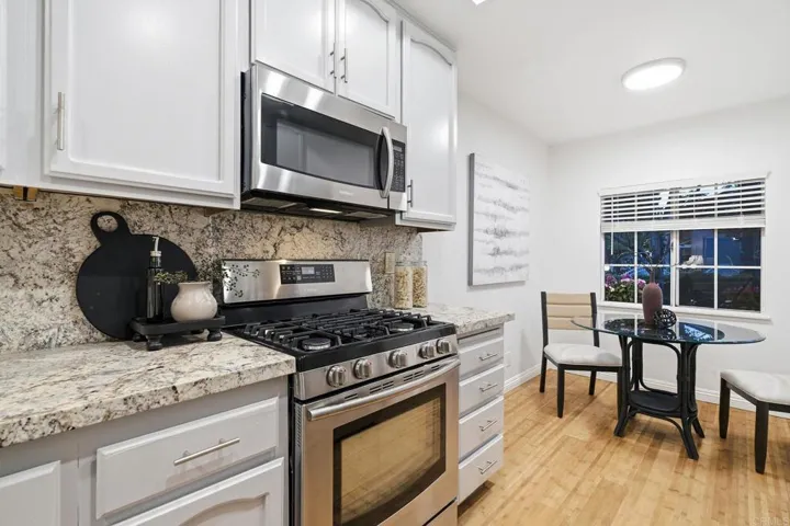 7797 Caminito Monarca 106, Carlsbad, California 92009