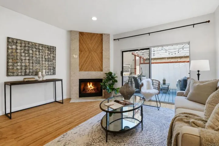 7797 Caminito Monarca 106, Carlsbad, California 92009