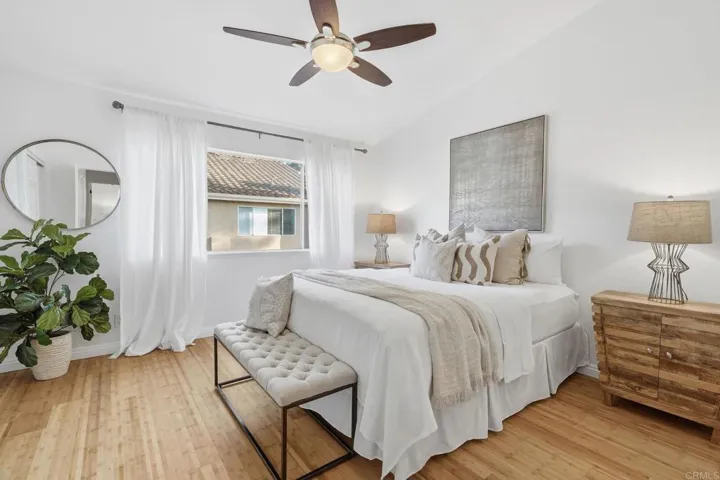 7797 Caminito Monarca 106, Carlsbad, California 92009