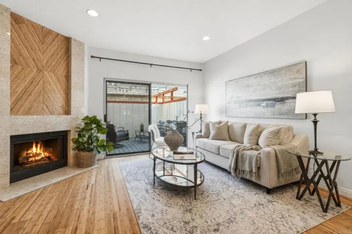 7797 Caminito Monarca 106, Carlsbad, California 92009