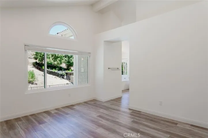 21825 Jeffers Lane, Los Angeles, California 91350