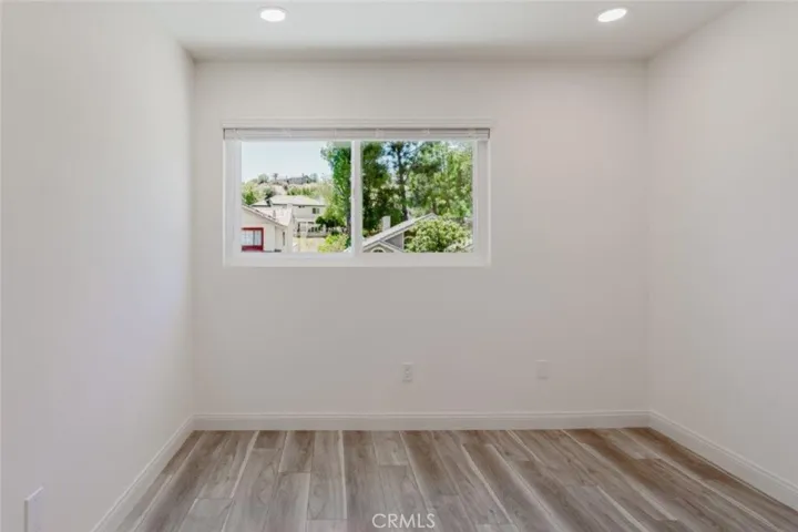 21825 Jeffers Lane, Los Angeles, California 91350