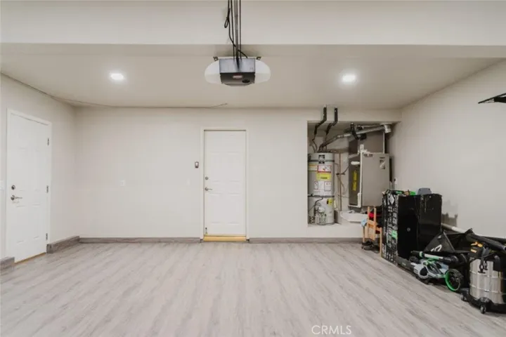 21825 Jeffers Lane, Los Angeles, California 91350