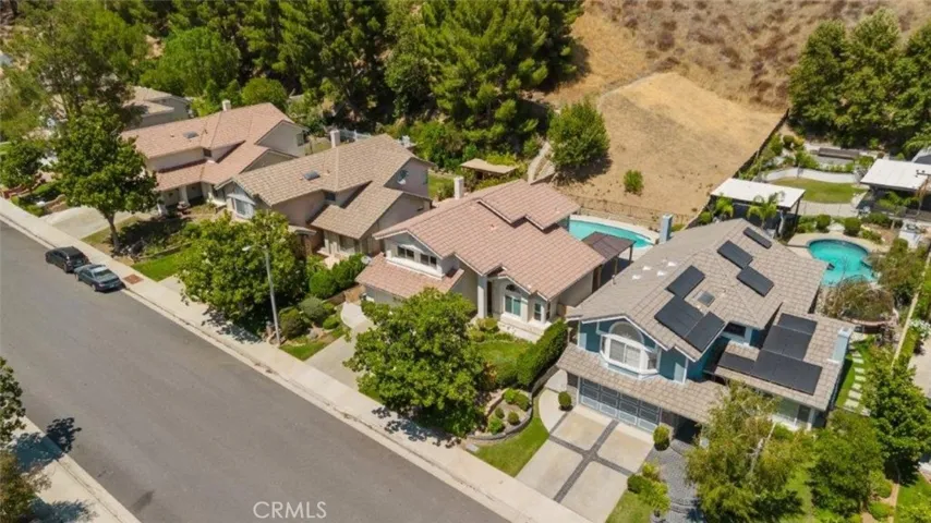 21825 Jeffers Lane, Los Angeles, California 91350