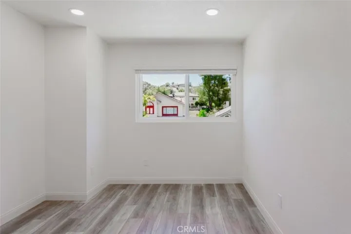 21825 Jeffers Lane, Los Angeles, California 91350