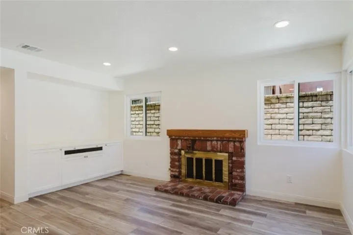 21825 Jeffers Lane, Los Angeles, California 91350