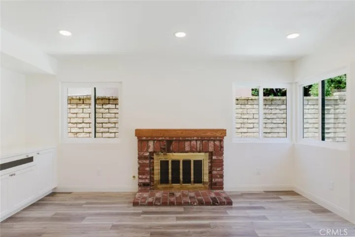 21825 Jeffers Lane, Los Angeles, California 91350