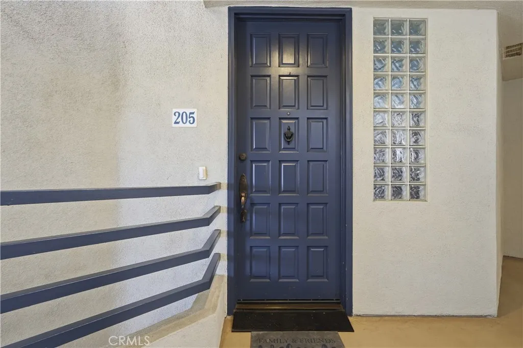 4167 Warner 205, Huntington Beach, California 92649 — photo 5