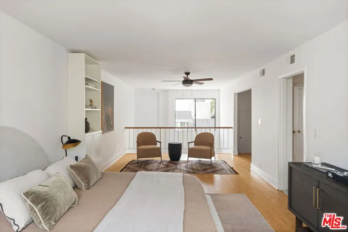 4658 Don Lorenzo Drive G, Los Angeles, California 90008