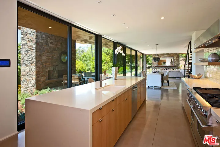 6228 Sycamore Meadows Drive, Malibu, California 90265