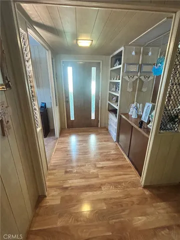Entry way
