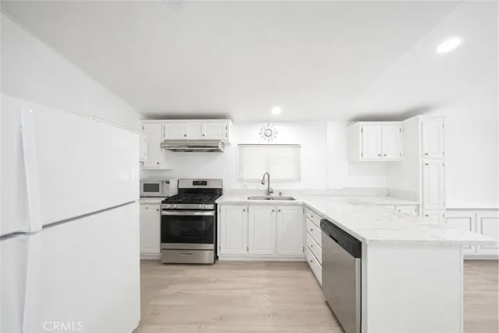 840 E Foothill Boulevard 197, Azusa, California 91702