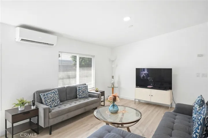 840 E Foothill Boulevard 197, Azusa, California 91702