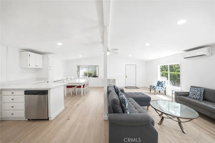 840 E Foothill Boulevard 197, Azusa, California 91702