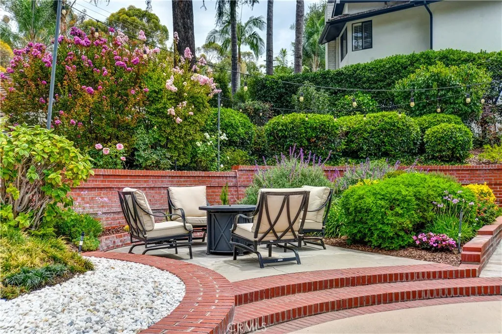 2nd Patio Dining Area