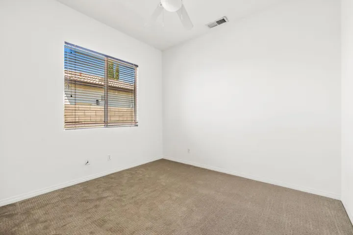 75-web-or-mls-8M4A4807
