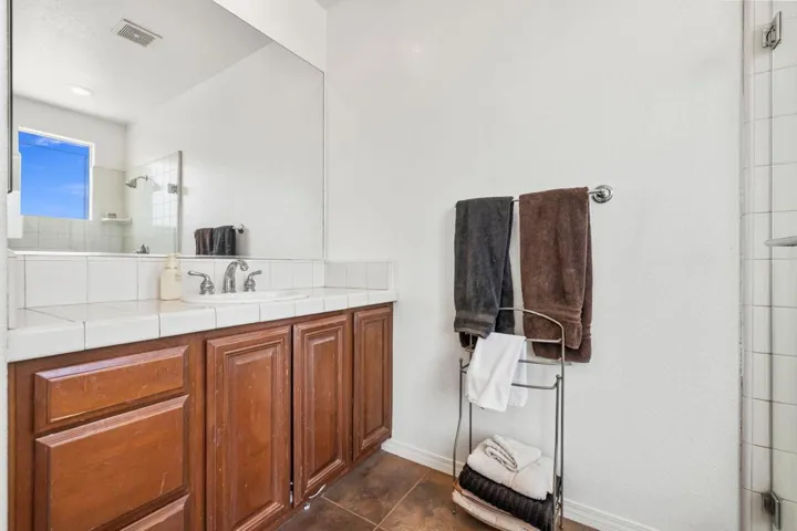 56-web-or-mls-8M4A4626