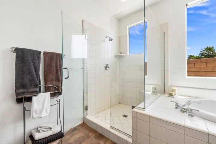 57-web-or-mls-8M4A4631