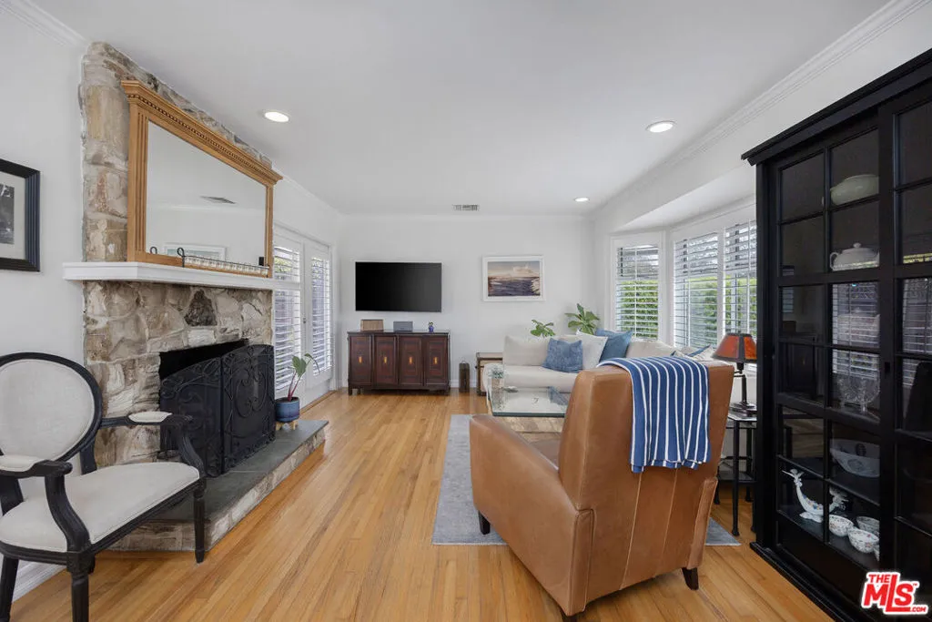 1817 Euclid Street, Santa Monica, California 90404 — photo 4
