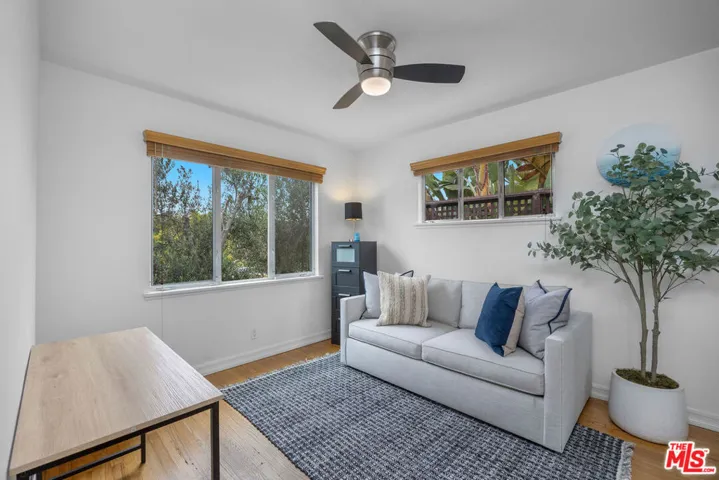 1817 Euclid Street, Santa Monica, California 90404