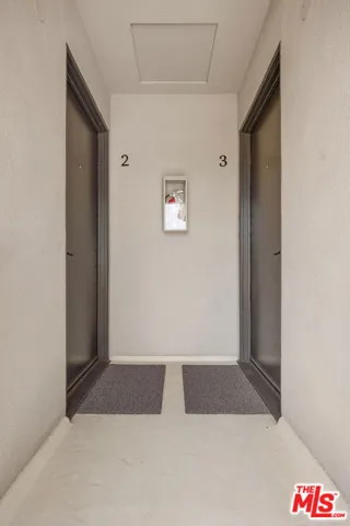 1817 Euclid Street, Santa Monica, California 90404