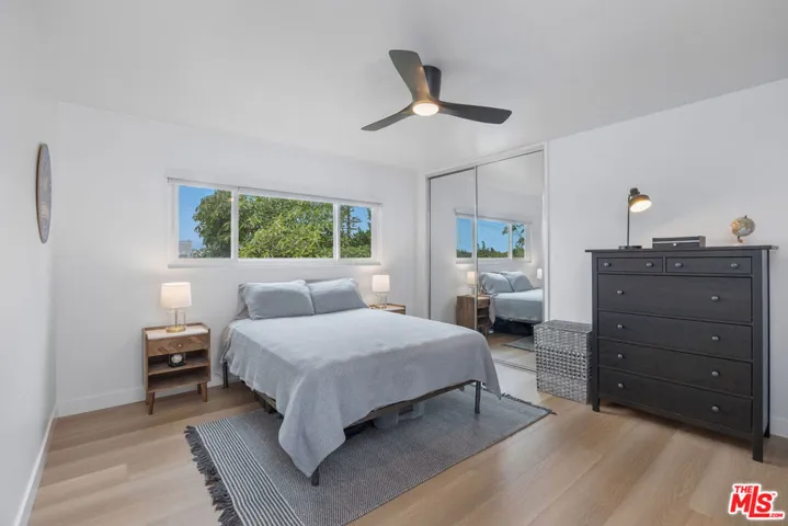 1817 Euclid Street, Santa Monica, California 90404