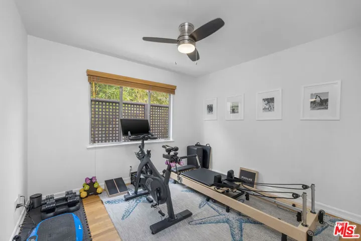 1817 Euclid Street, Santa Monica, California 90404
